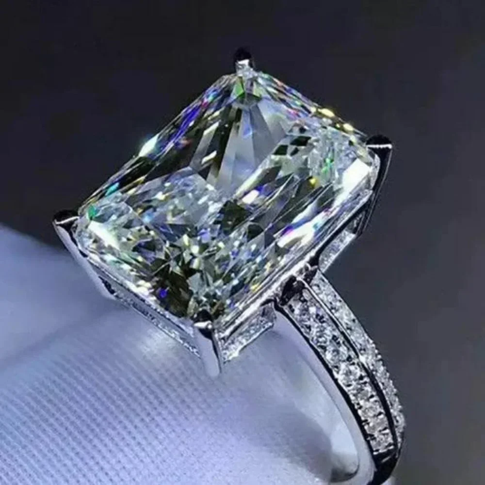 NEW 925 STERLING SILVER HALO RING, BEAUTIFUL RING, SHINY RING. - Picture 1 of 4